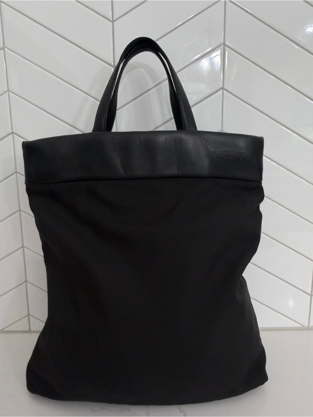 TUMI Black Ballistic Nylon Tote Bag Business Travel Carryall